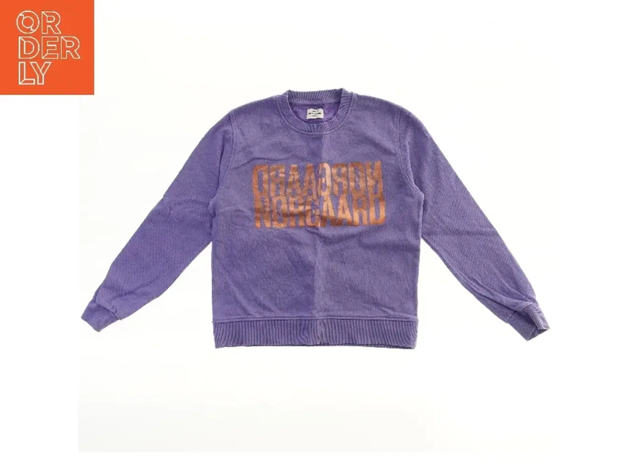 Billede 1 - Lilla sweatshirt med tryk fra Mads Nørgaard (str. 140)