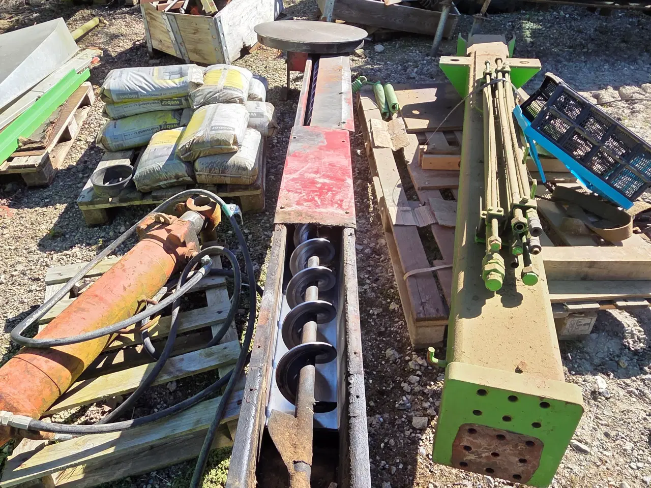 Billede 2 - Flis udmader af den rigtige slags flisfyringsanlæg