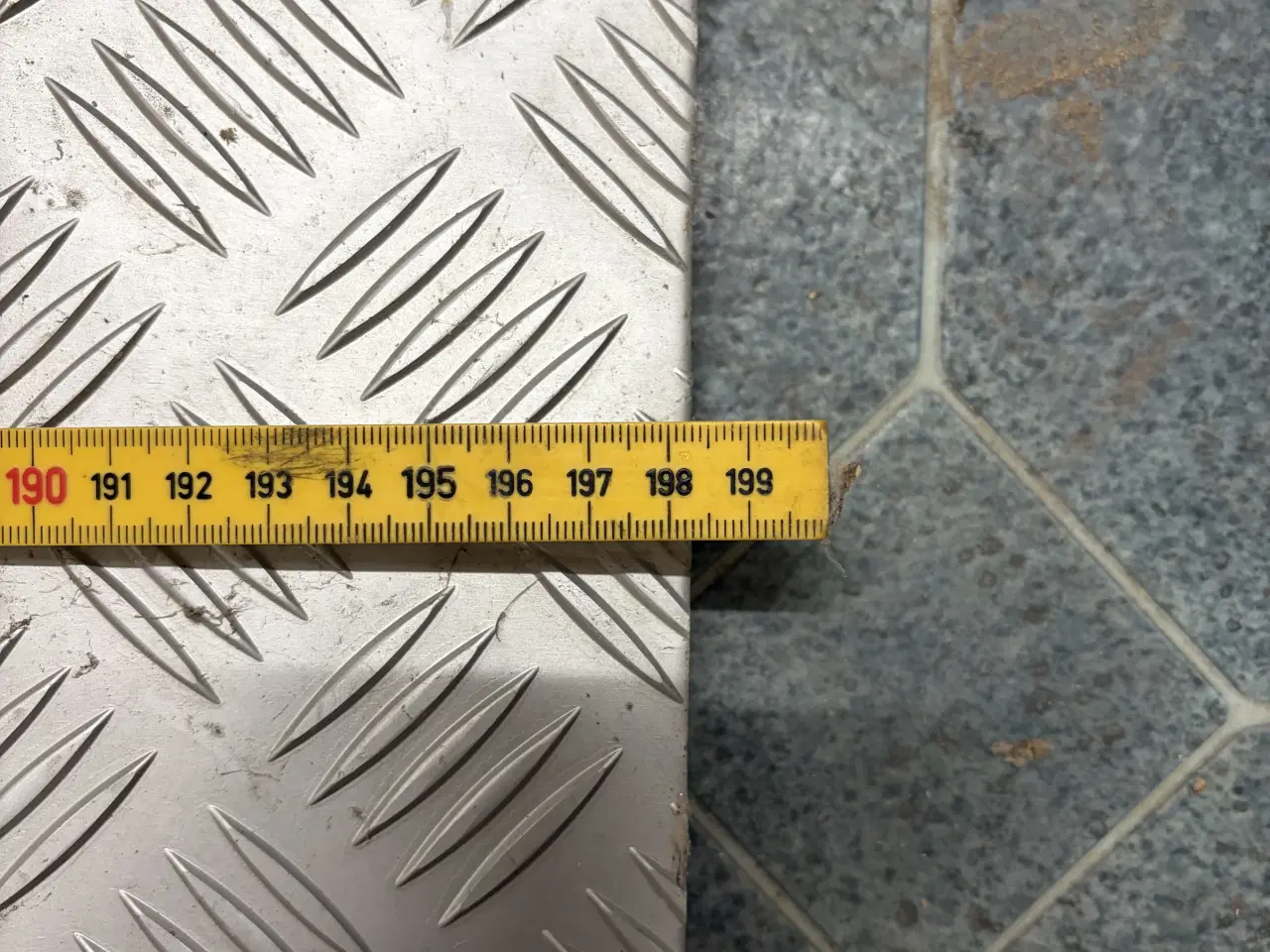 Billede 7 - Kraftig skridsikker kørerampe i alu