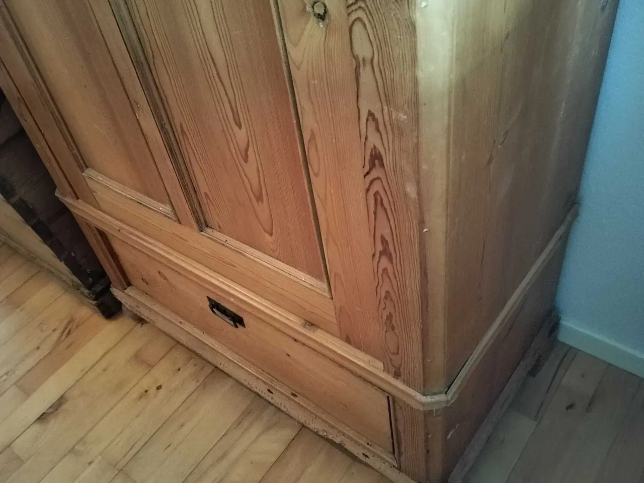 Billede 6 - Karlekammer skab 