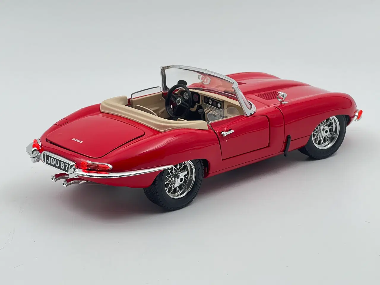 Billede 4 - 1961 Jaguar E-Type Cabriolet - 1:18