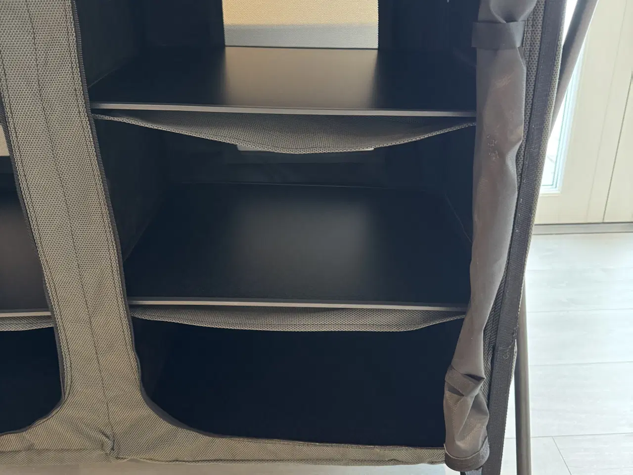 Billede 6 - Rigtig flot campingreol