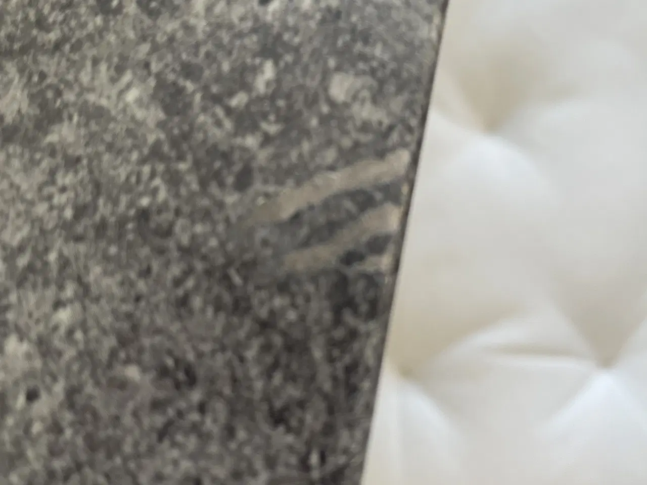 Billede 5 - Spisebord m/u stole