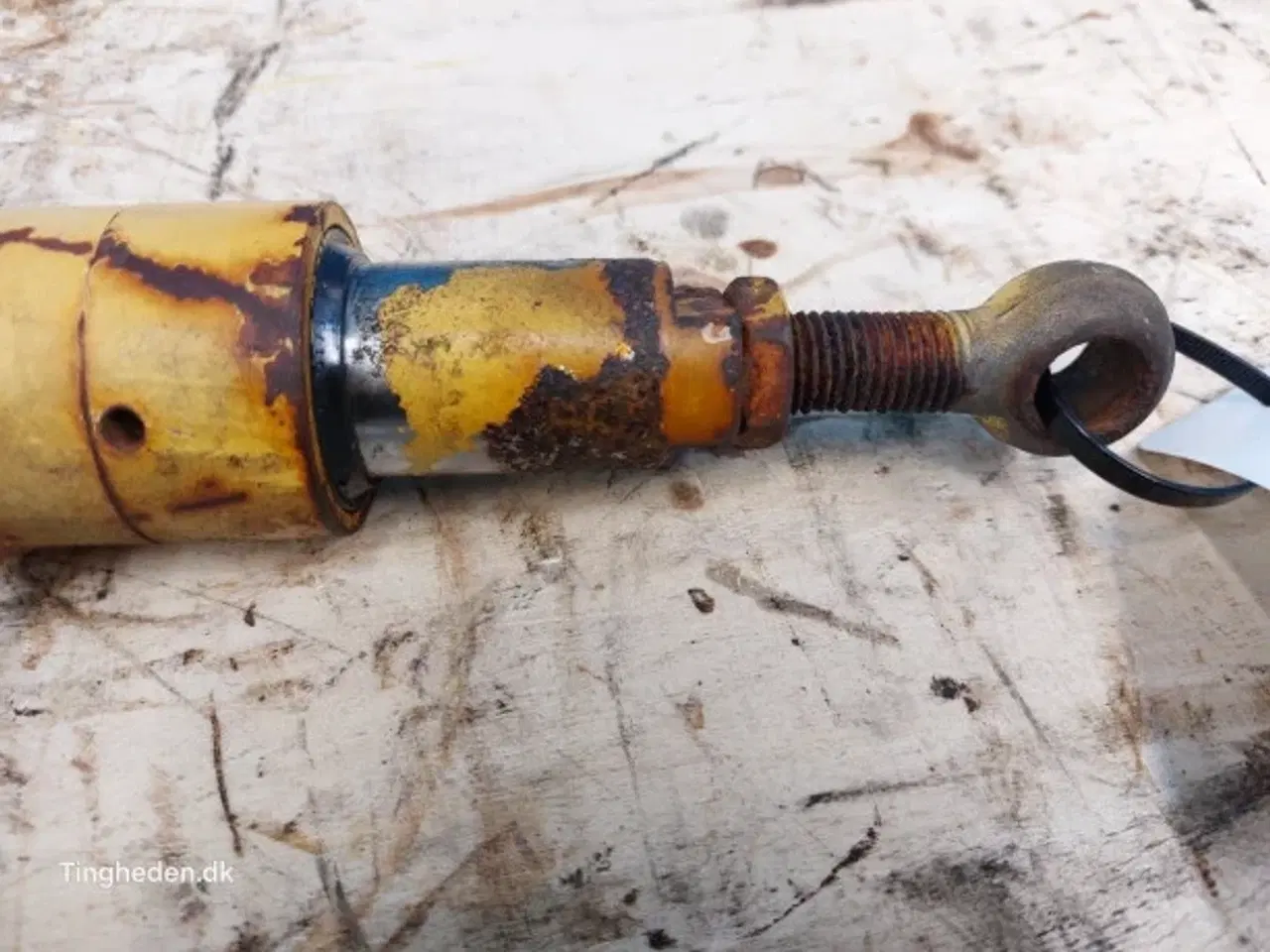 Billede 13 - New Holland TX68 Falihd 24 Fod Reel Løftecylinder 89512285 