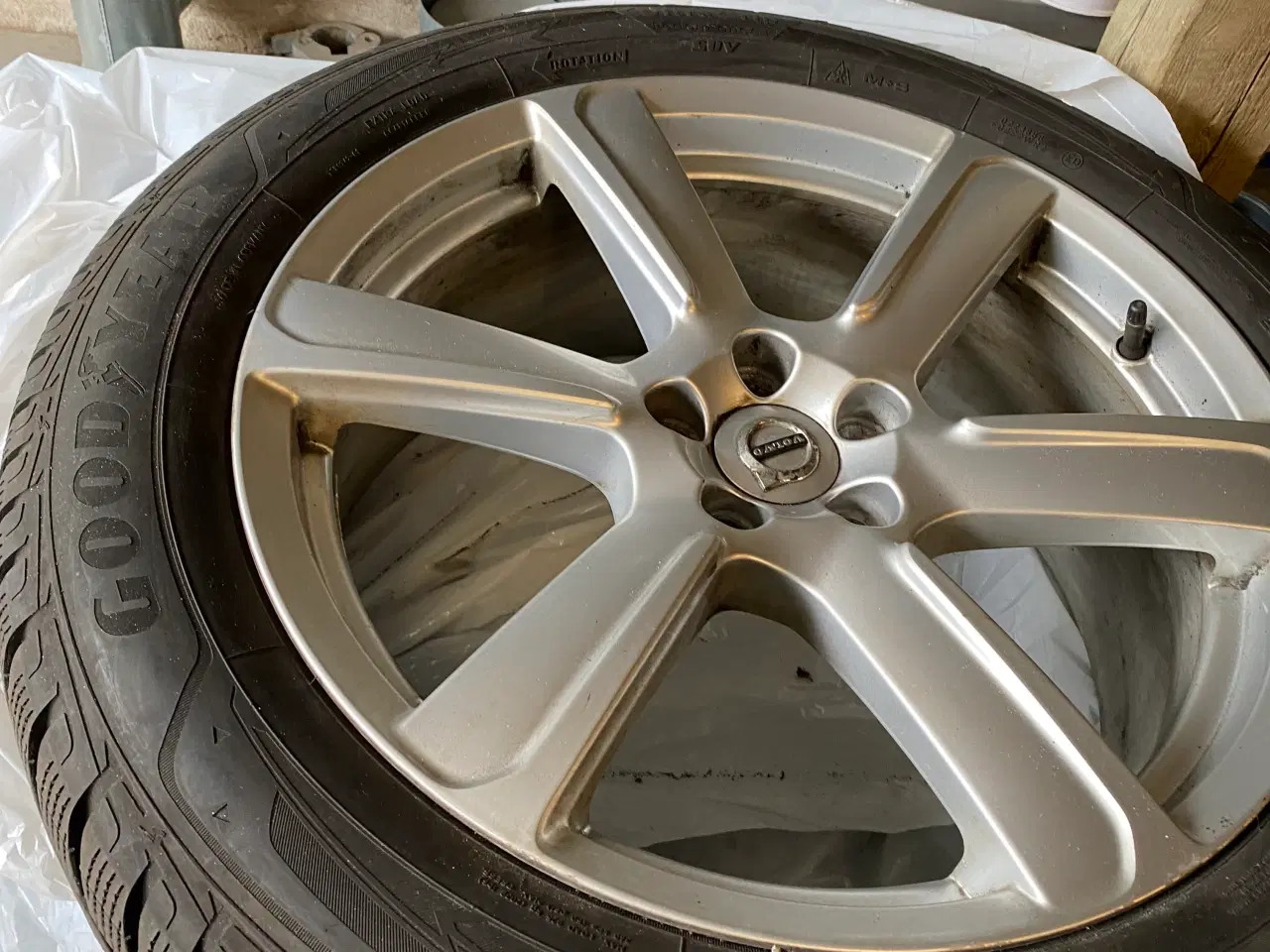 Billede 4 - 19" Originale Volvo XC90 vinterhjul