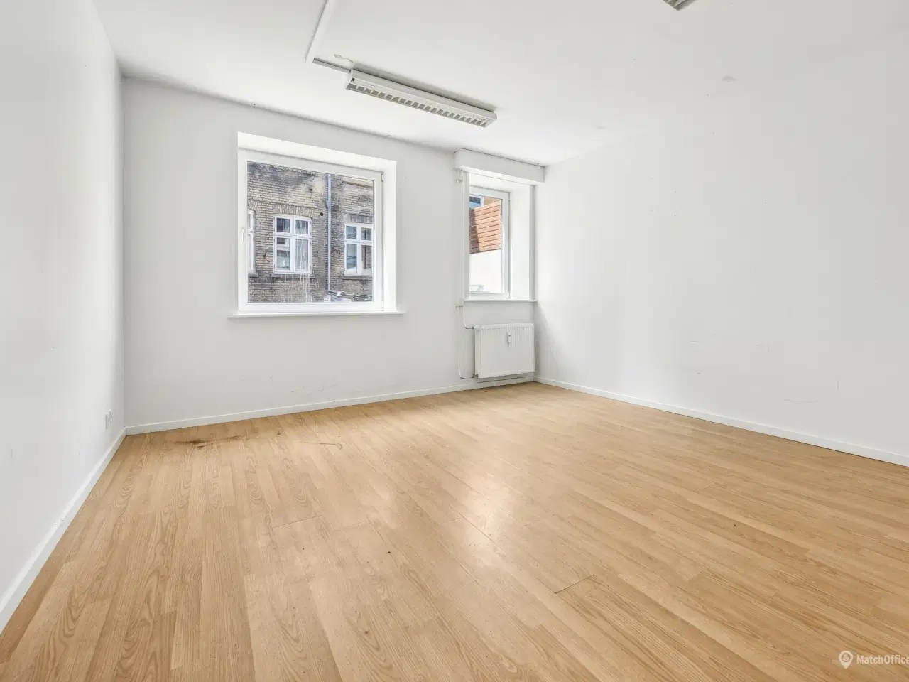 Billede 6 - Centralt beliggende erhvervs lokaler. til mange formål. Tilpasses efter ønske