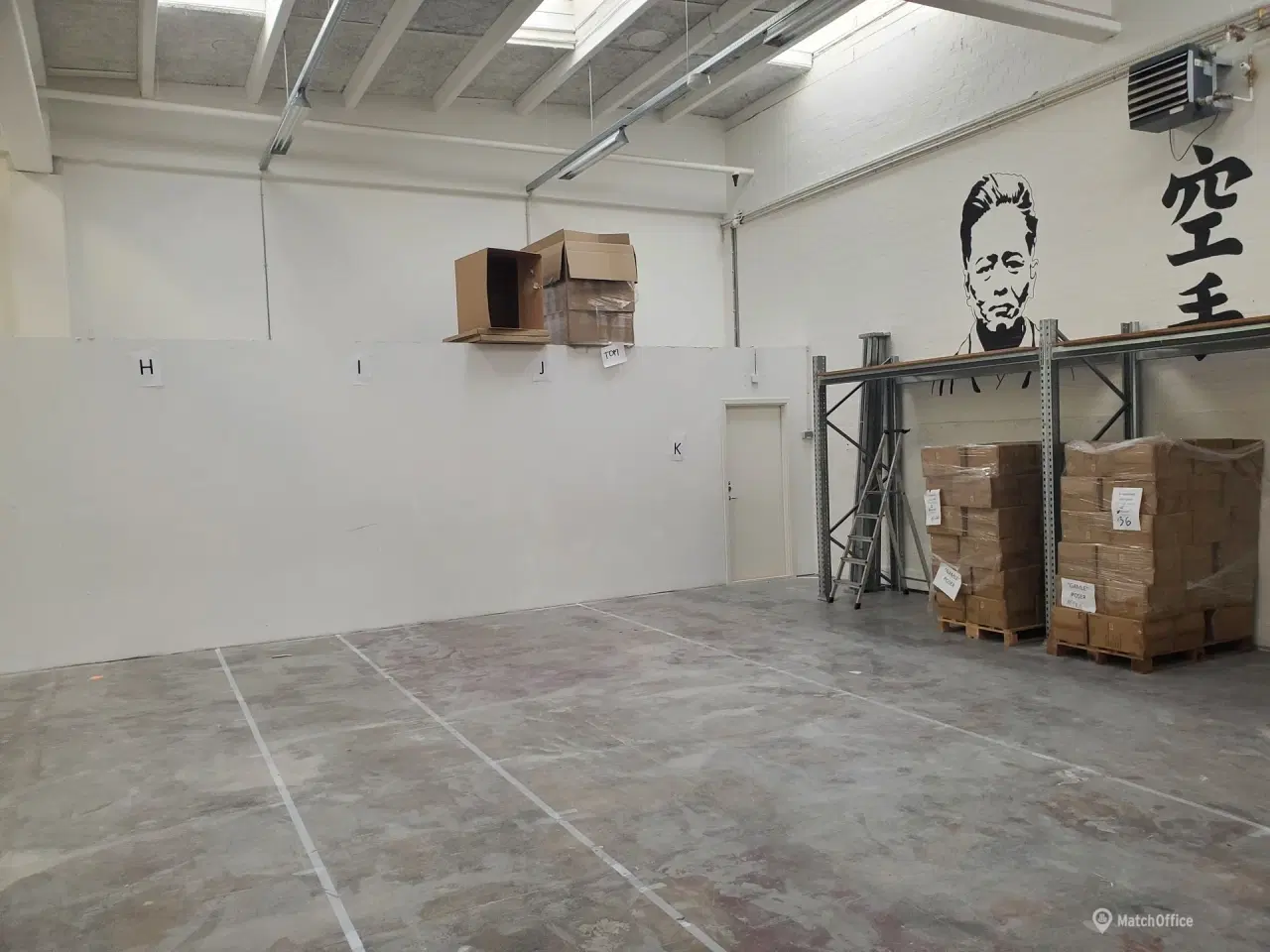 Billede 26 - Centralt beliggende højloftet lager i Køge tæt ved motorvejsafkørsel 32