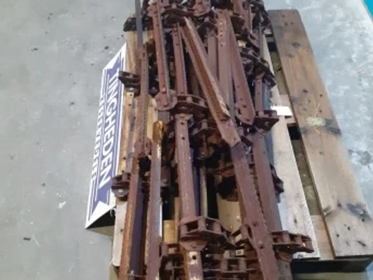 Billede 14 - New Holland TX68 Indføringskæde