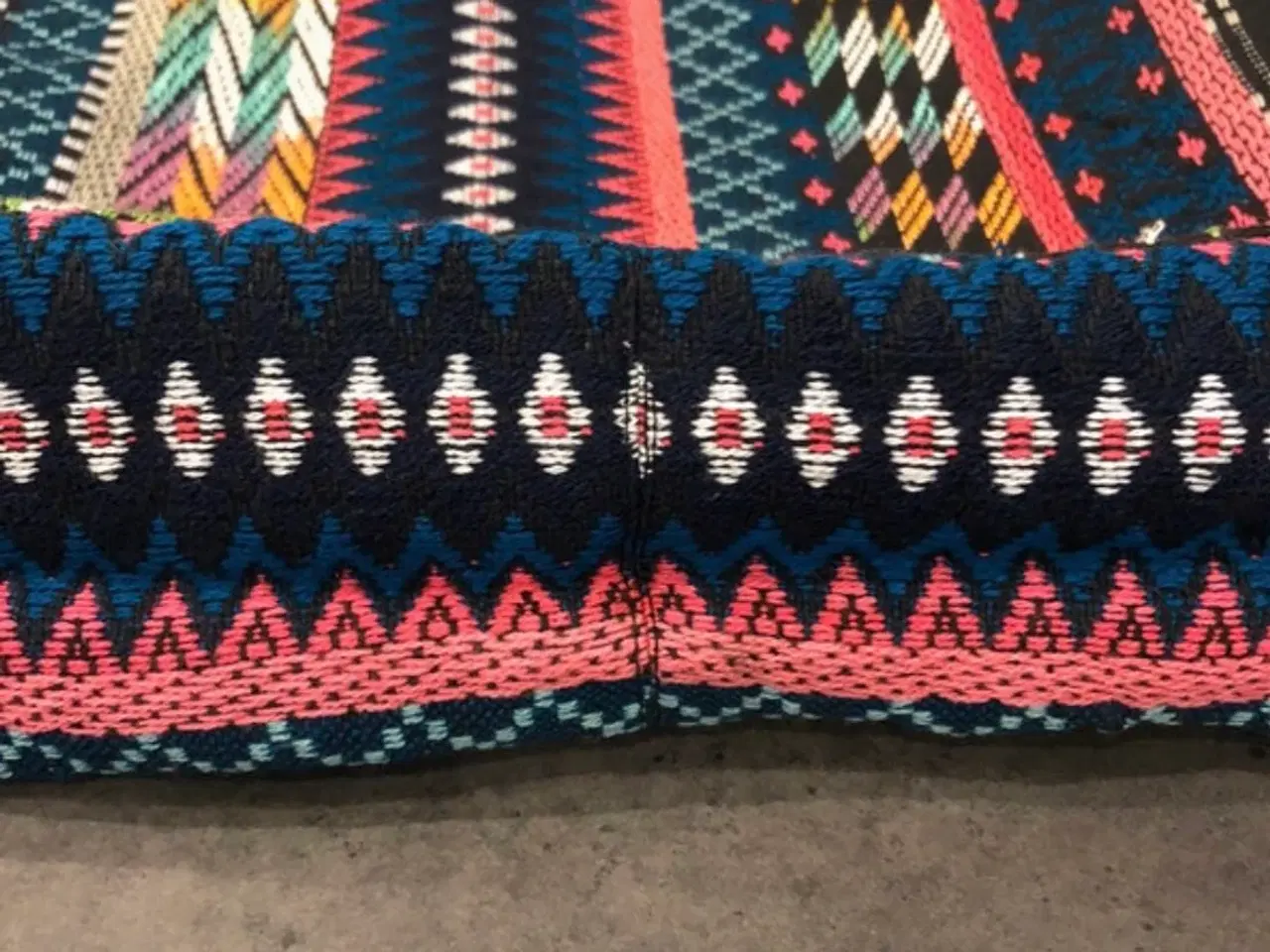 Billede 6 - 2 tasker Tim & Simonsen