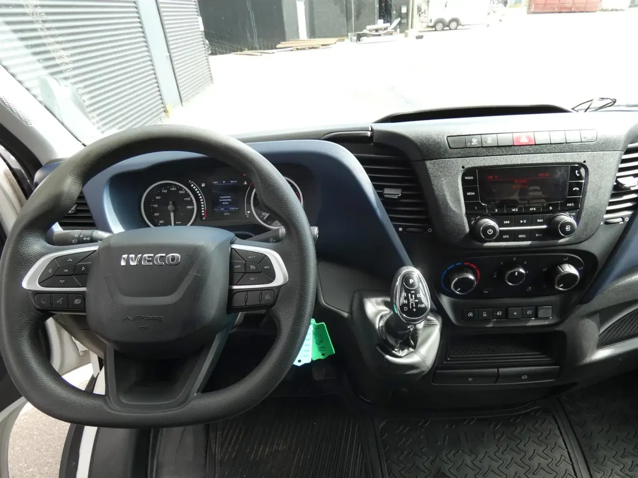 Billede 11 - Iveco Daily 35S14 3750mm 2,3 D 136HK Ladv./Chas. 8g Aut.