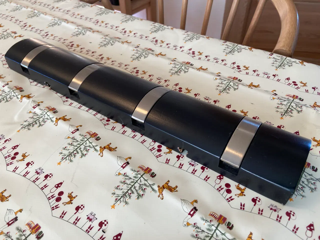 Billede 3 - Knagerække i sort med børstet stål