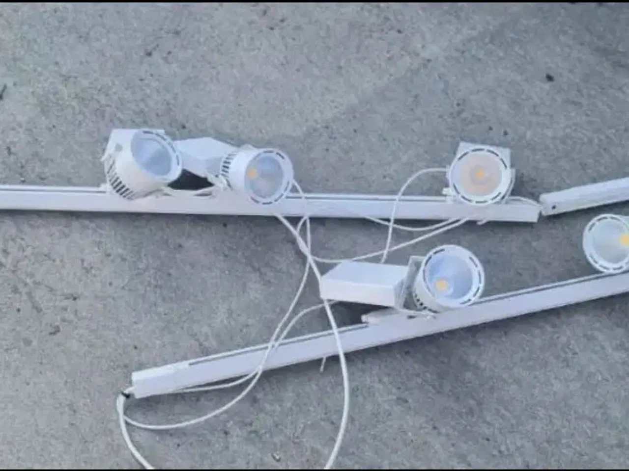 Billede 1 - 2 stk lamper sælges