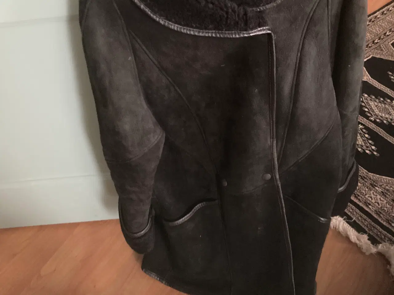 Billede 1 - Sort Rulamspels