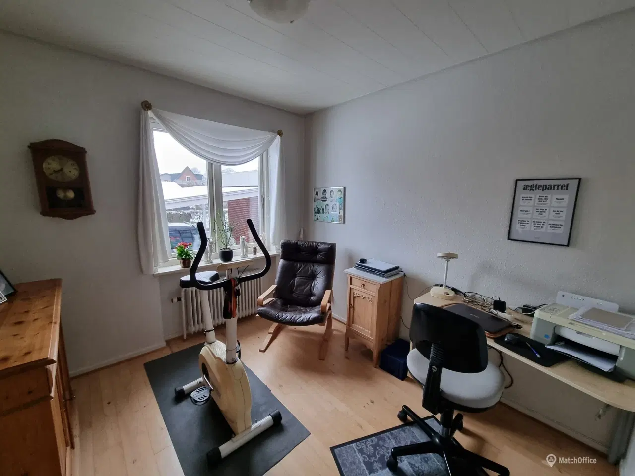 Billede 18 - Markant og synlig ejendom - engroshandel. liberalt erhverv og bolig