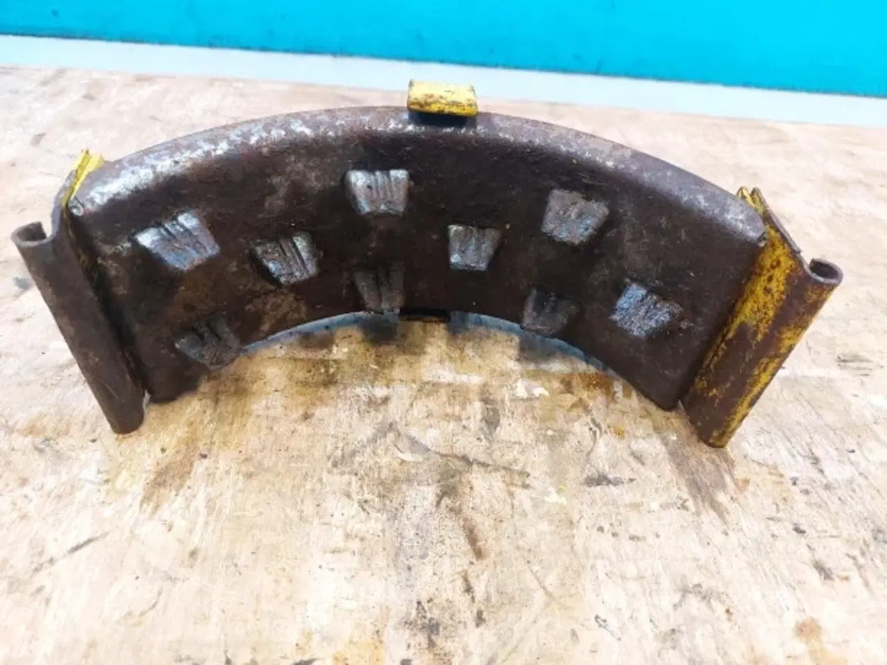 Billede 2 - New Holland TF44 Dæksel LH 80921724