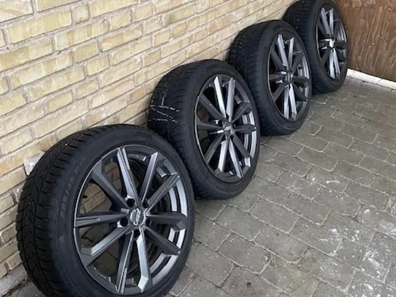 Billede 1 - Vinterdæk 18" VW Passat, CC, Arteon 