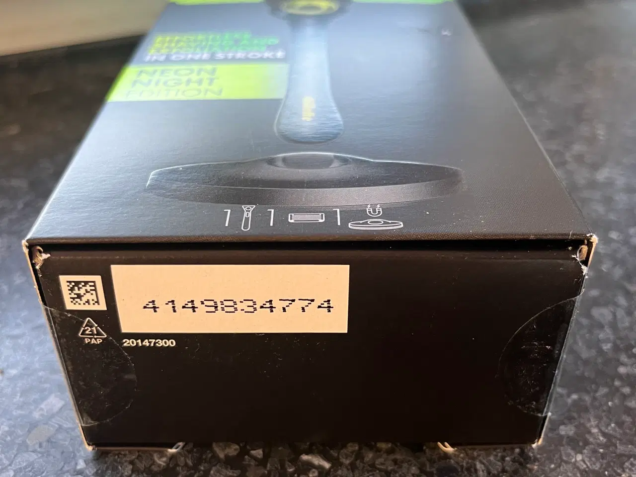 Billede 3 - Gillette Labs Neon Night Edition Barberskraber