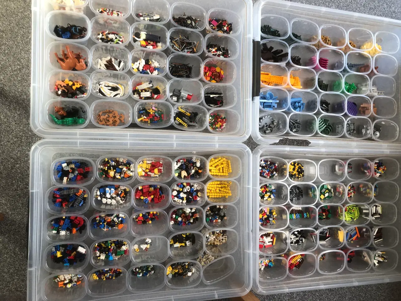 Billede 3 - 200 kg Lego + 100-180 kasser-bøtter- reol