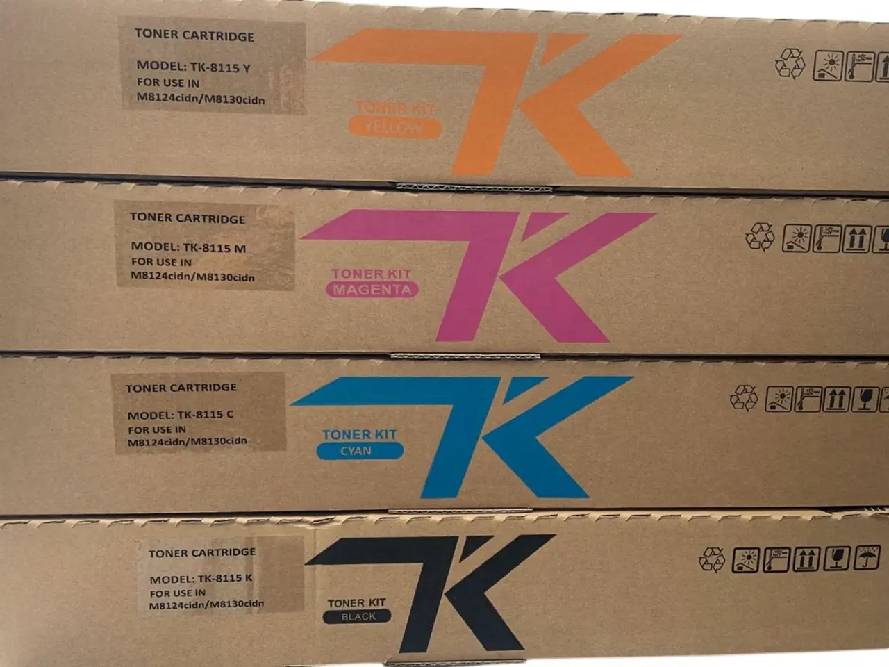 Billede 2 - Kyocera TK-8115 Tonerpatroner – Helt Nye (6 Sort, 