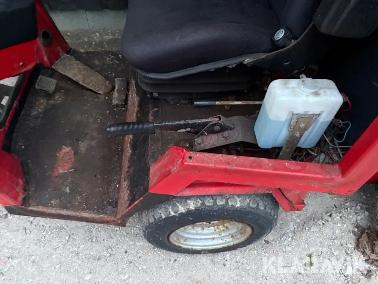 Billede 11 - Redskabsbærer HTF Boxer 827