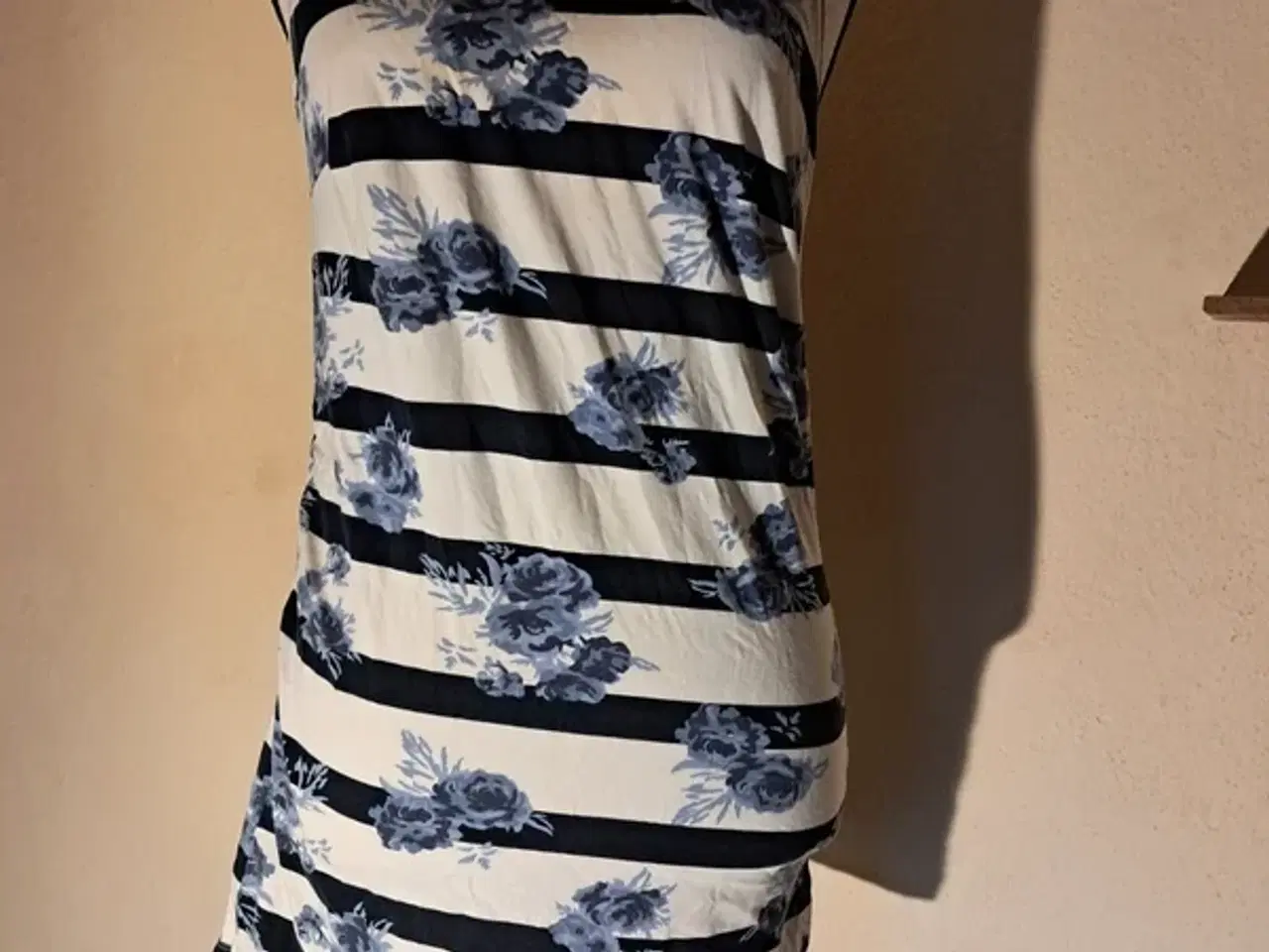 Billede 1 - Esmara str. S top