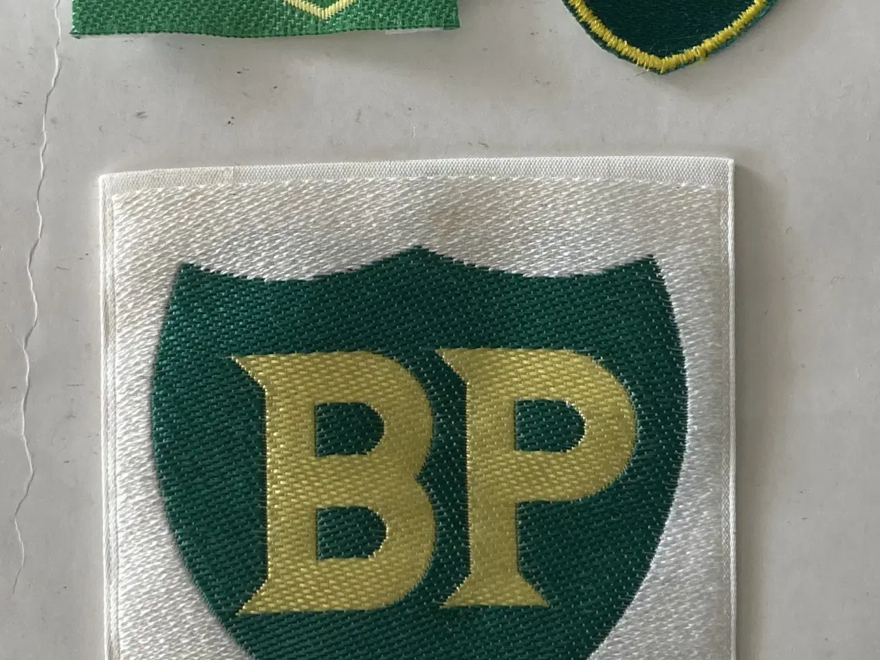 Billede 1 - Uniform / Kasket mærker 3 stk. fra BP.