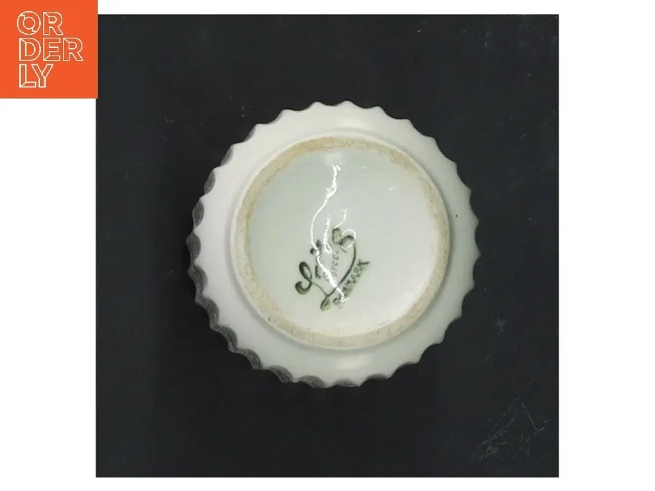 Billede 3 - Porcelæns vase lyngby (str. 8 cm)