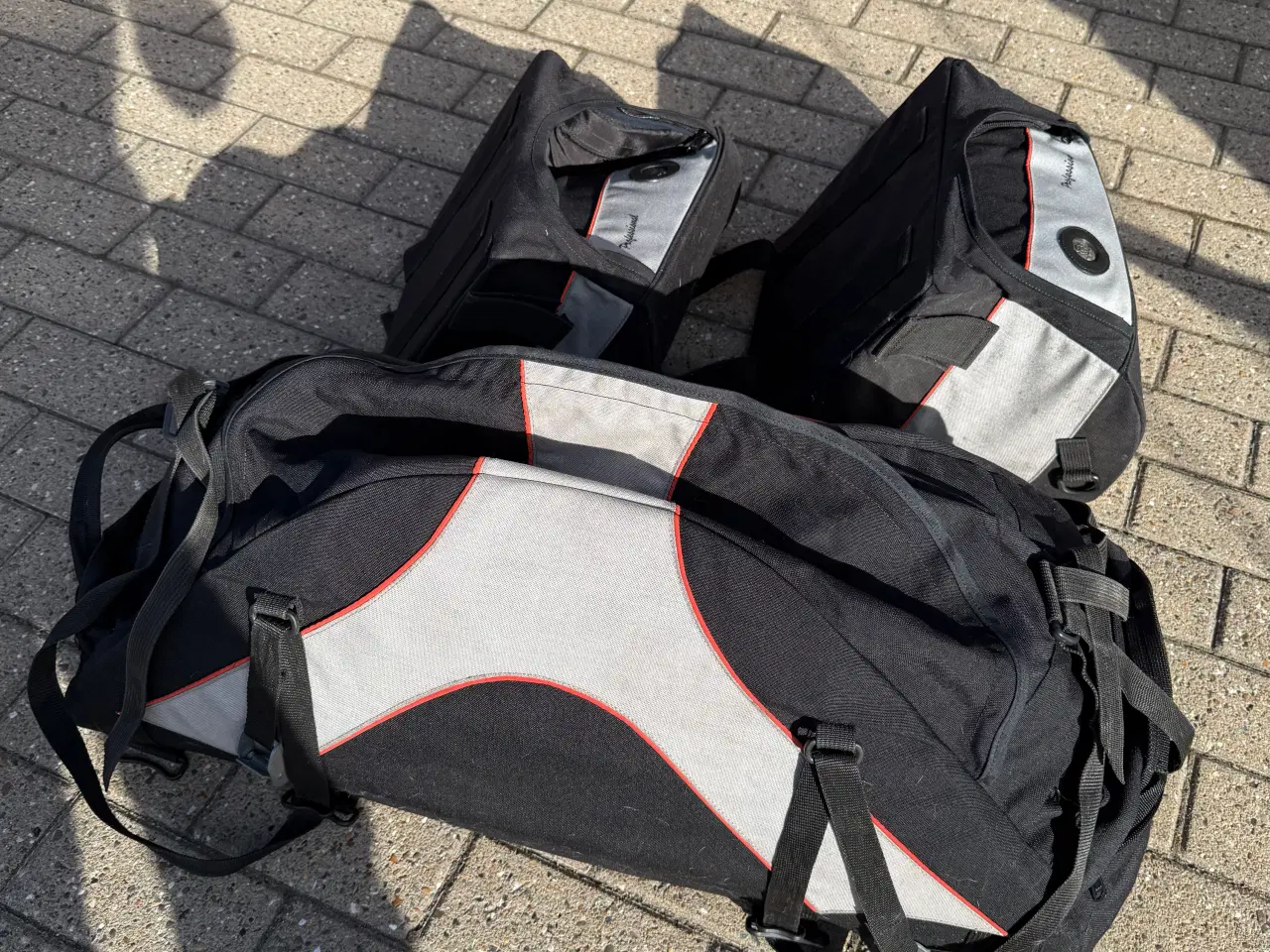 Billede 2 - Bagagetaske med sidetasker