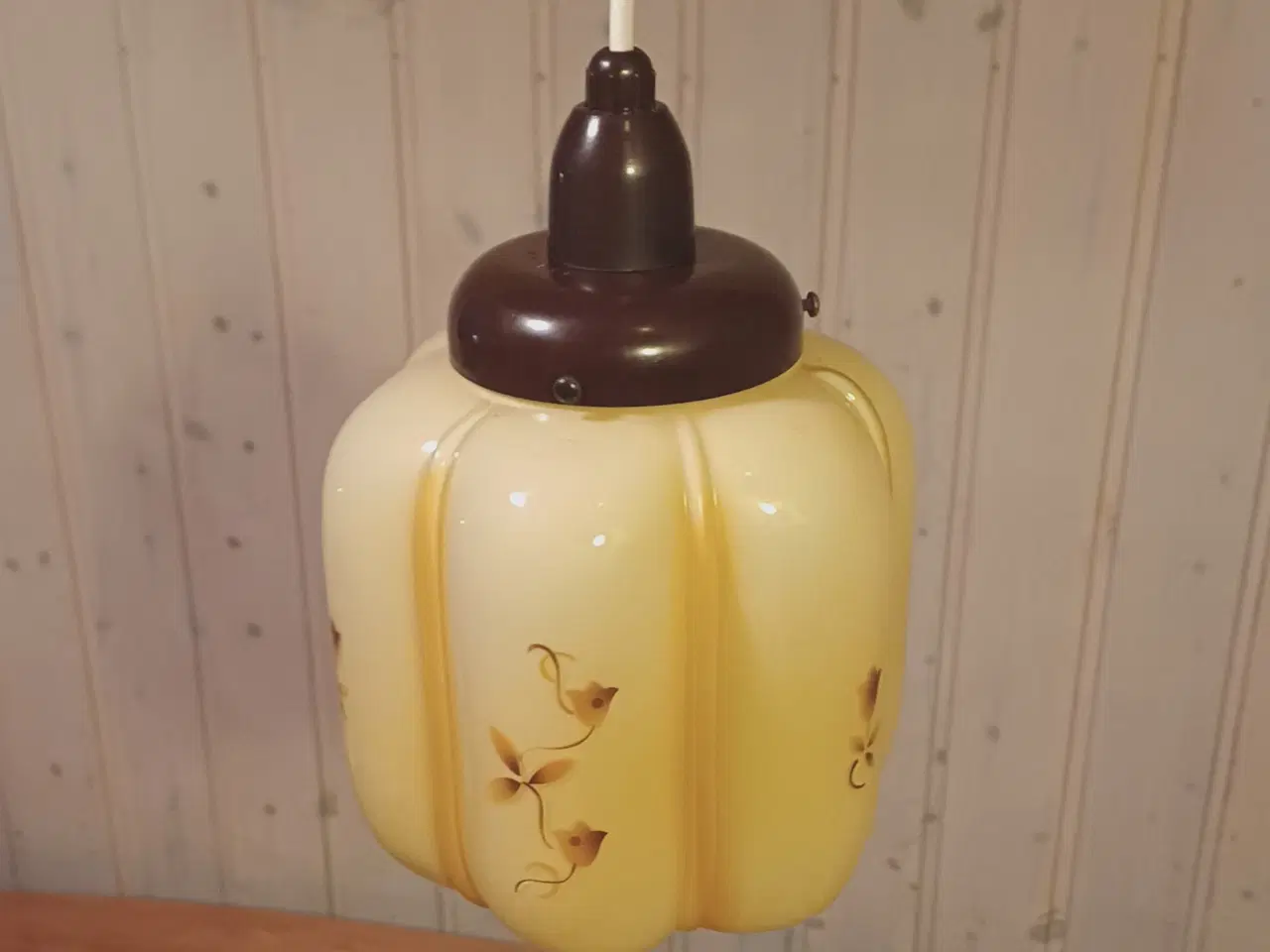 Billede 5 - Vintage/Retro loftlampe med glasskærm og bakelit.