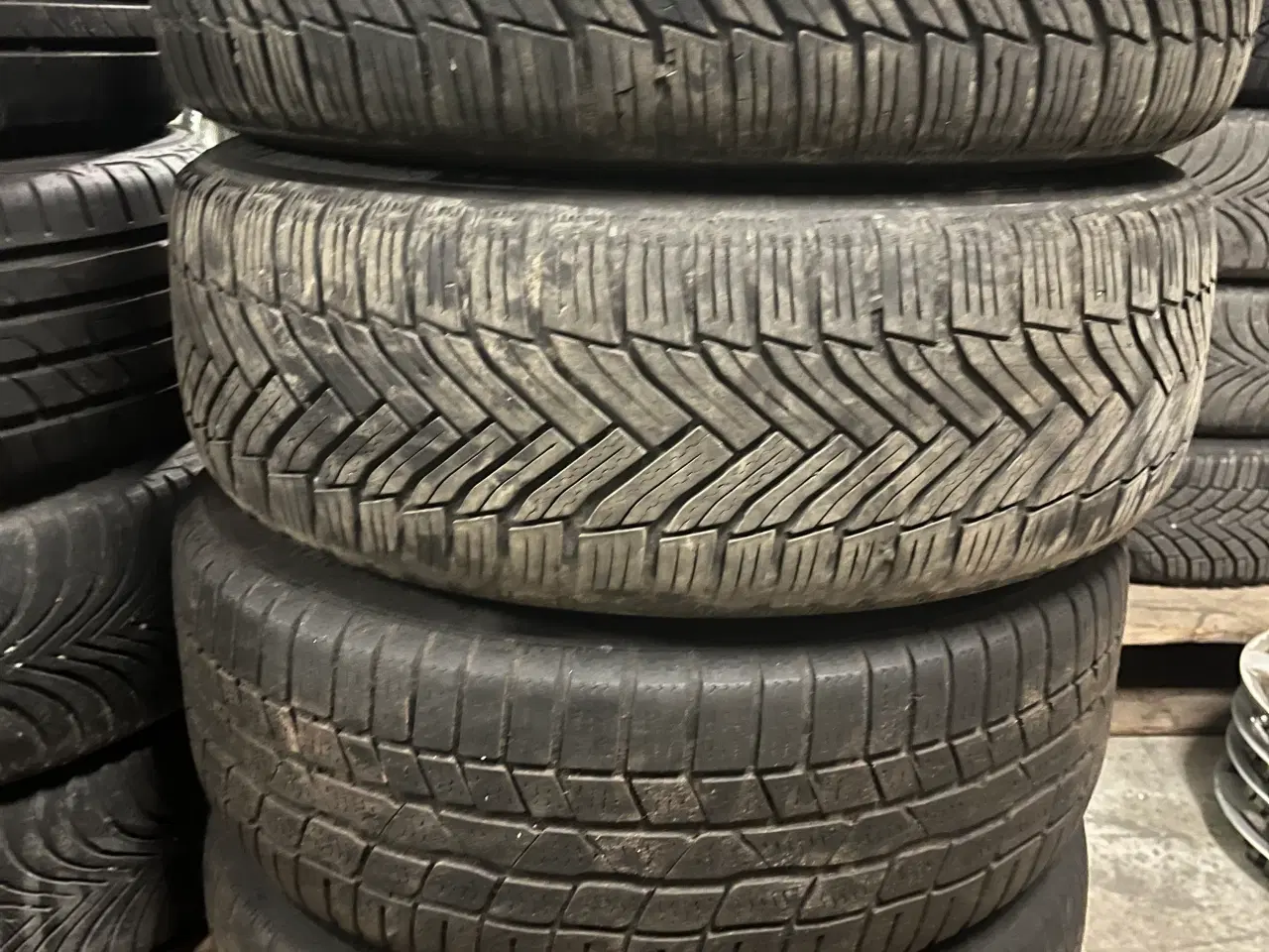 Billede 2 - 205/60-16 vinterdæk