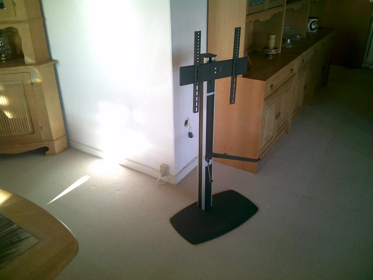 Billede 2 - TV OPHÆNG/STATIV.