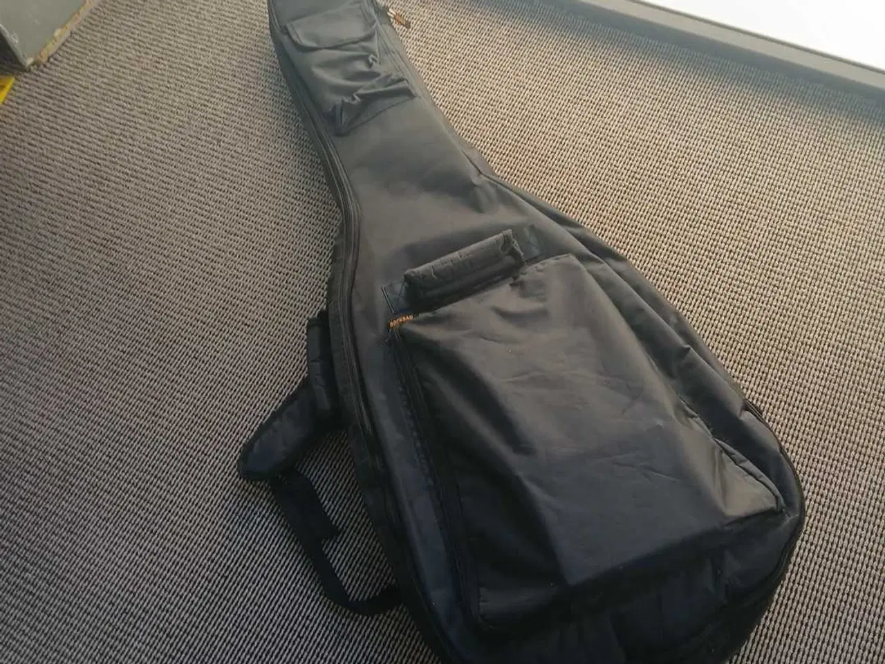 Billede 5 - Kom i gang med at spille guitar