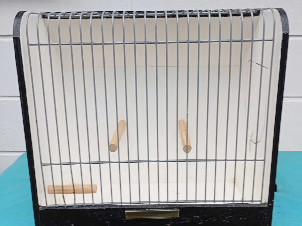 Billede 4 - Udstillings bure i sort 