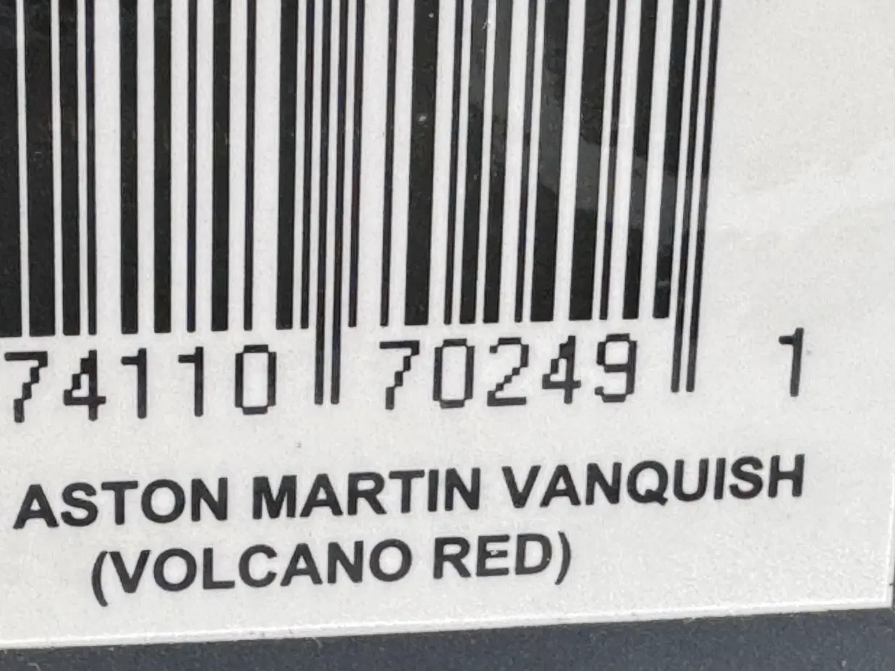 Billede 16 - AUTOart 2015 Aston Martin Vanquish 6.0 V12 1:18