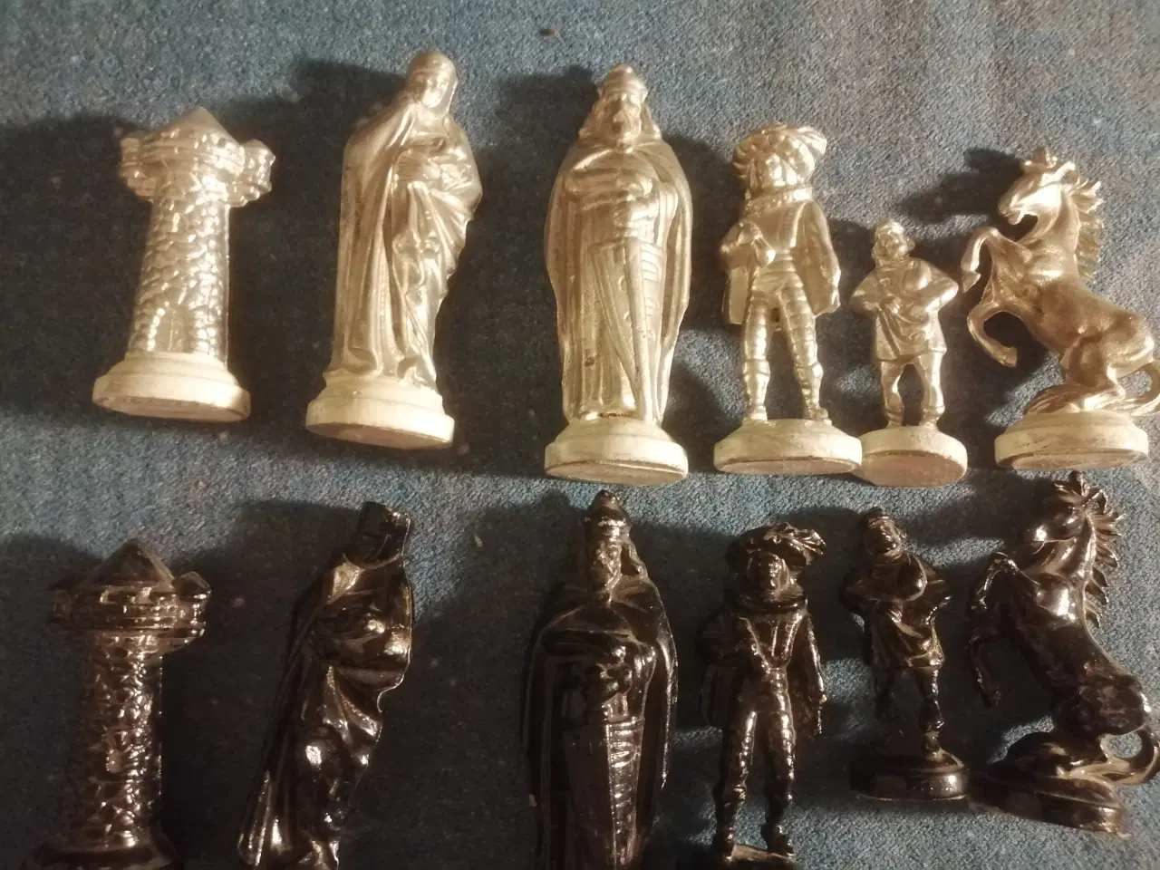 Billede 3 - Smukke Gamle Metal Skakbrikker