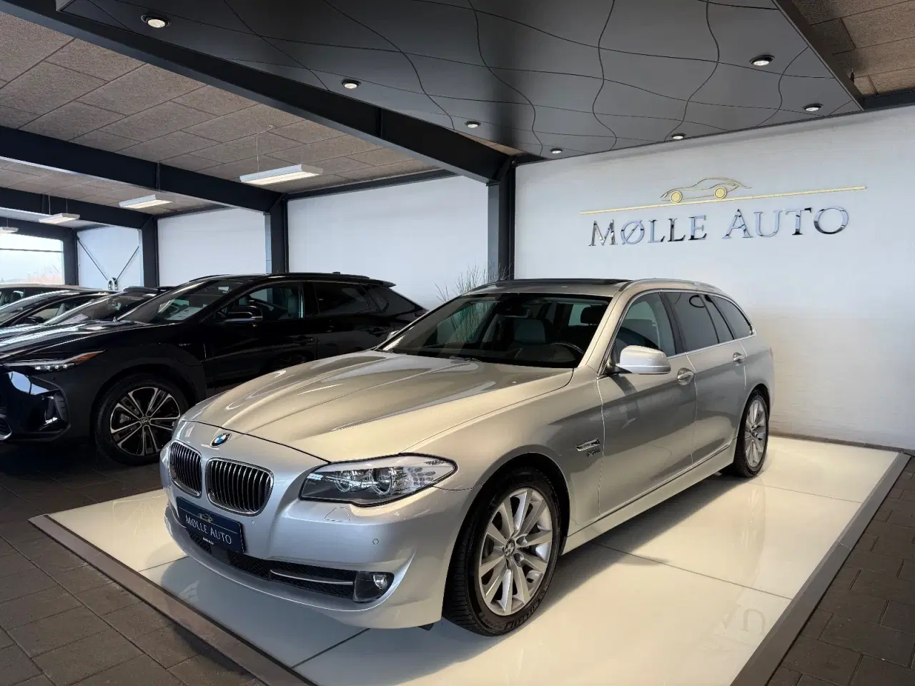 Billede 2 - BMW 530d 3,0 Touring xDrive aut.