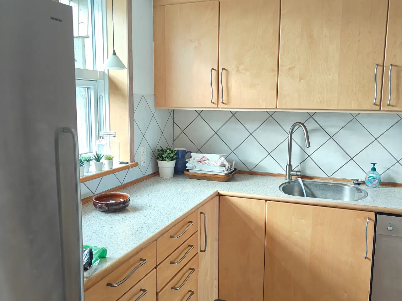 Billede 3 - Køkken Incl. Hvidevare