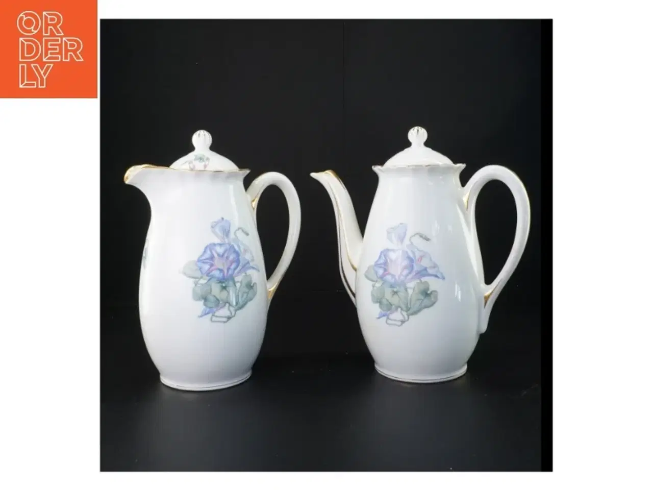 Billede 4 - Kaffestel fra Bing Og Grøndal (str. 25 x 23 cm og 25 x 19 cm og 12 cm og 6 x 9 cm og 15 cm og 27 gang i 25 cm x 16 cm og 30 x 19 cm)