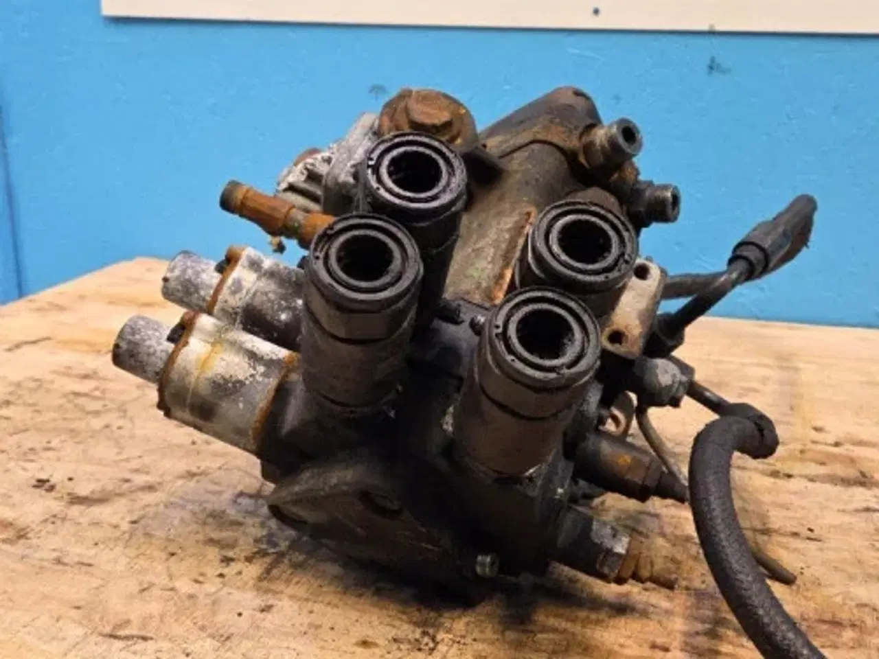 Billede 9 - John Deere 6300 Hydraulikventil AL111254