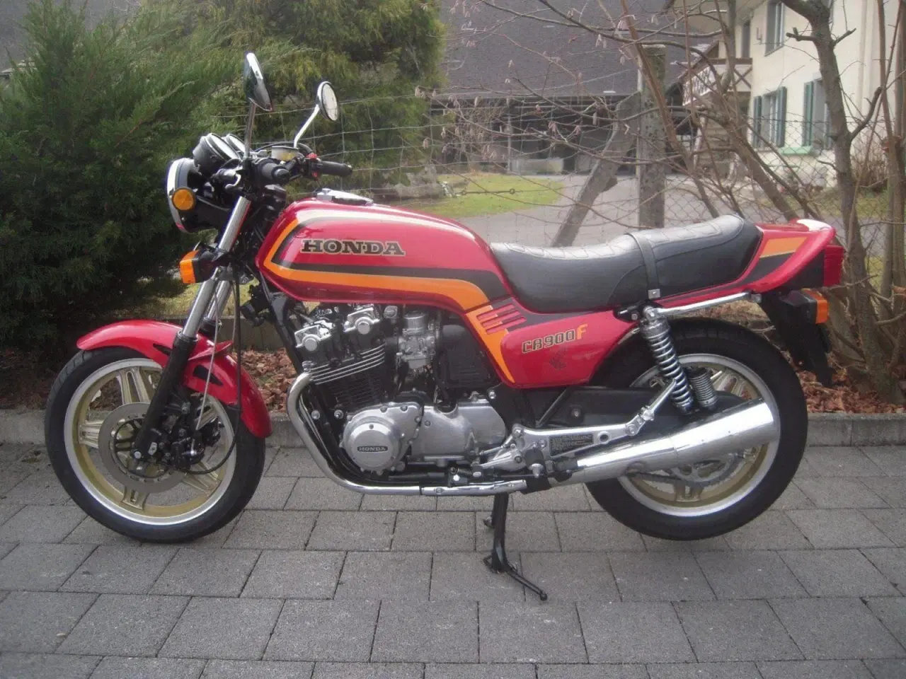Billede 2 - KØBES Honda CB 900 F Boldor