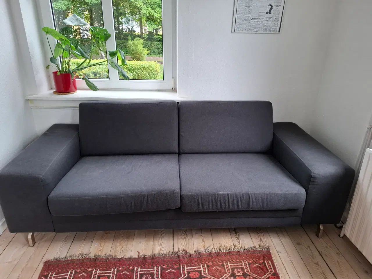 Billede 1 - Velholdt sofa (3-personers) i slidstærkt materiale
