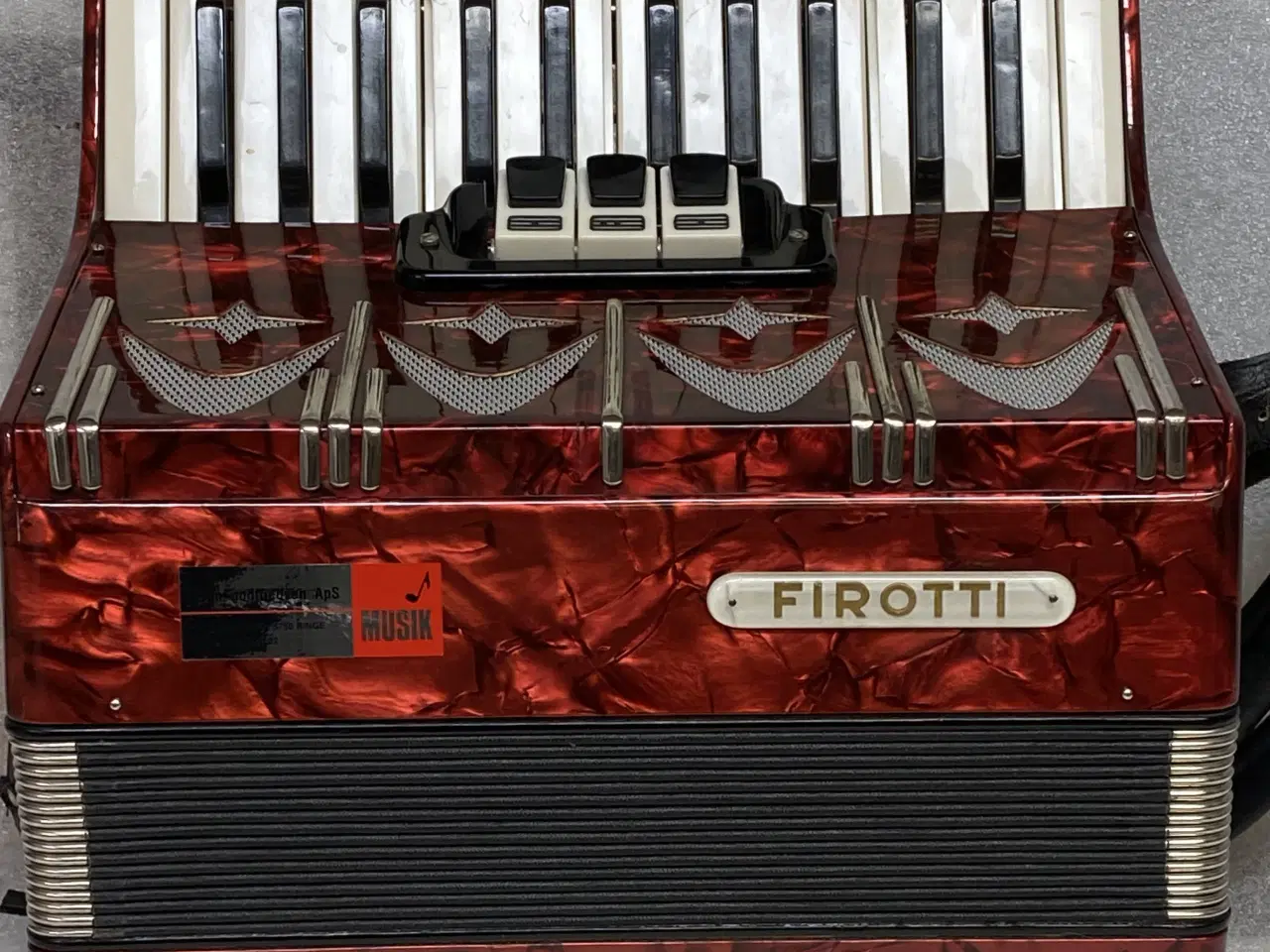 Billede 4 - Begynderharmonika – nyserviceret Firotti, let og v