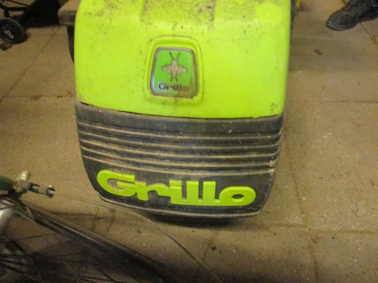 Billede 1 - Grillo fejemaskine 