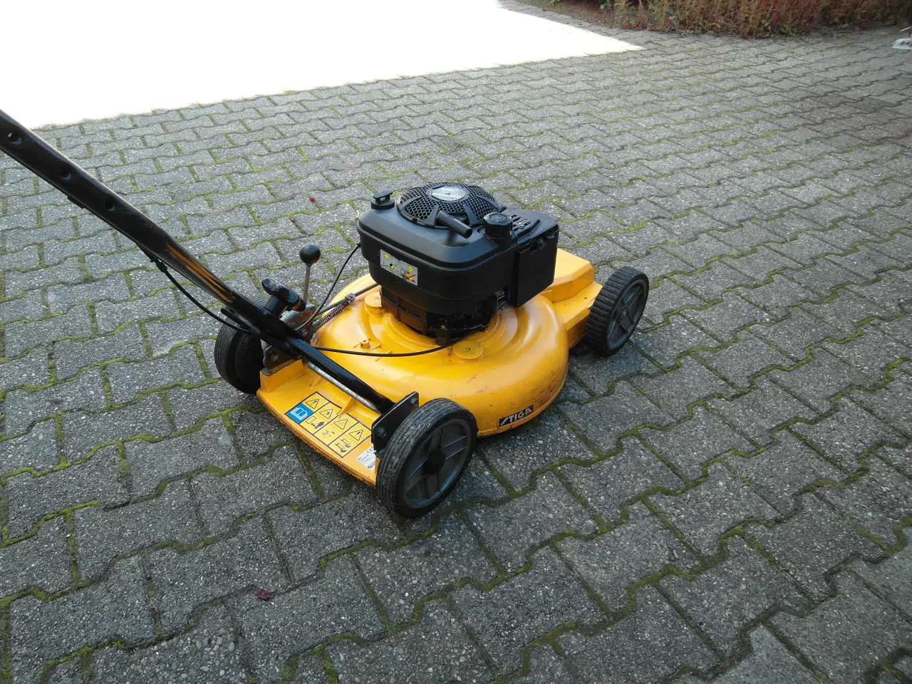 Billede 2 - Plæneklipper Stiga Multiclip 51 S Rental