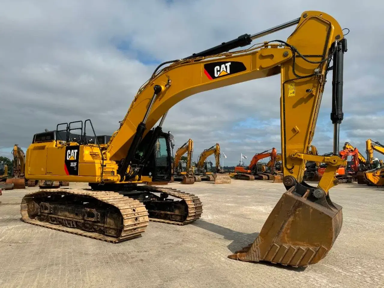 Billede 3 - CAT 352 FXE