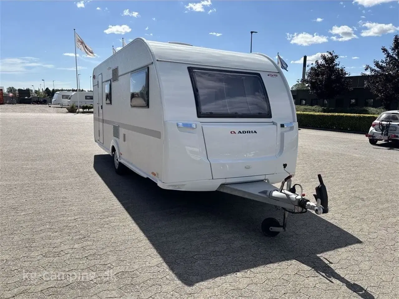 Billede 1 - 2022 - Adria Altea 542 PK   Familievogn med køjer og moderne indretning