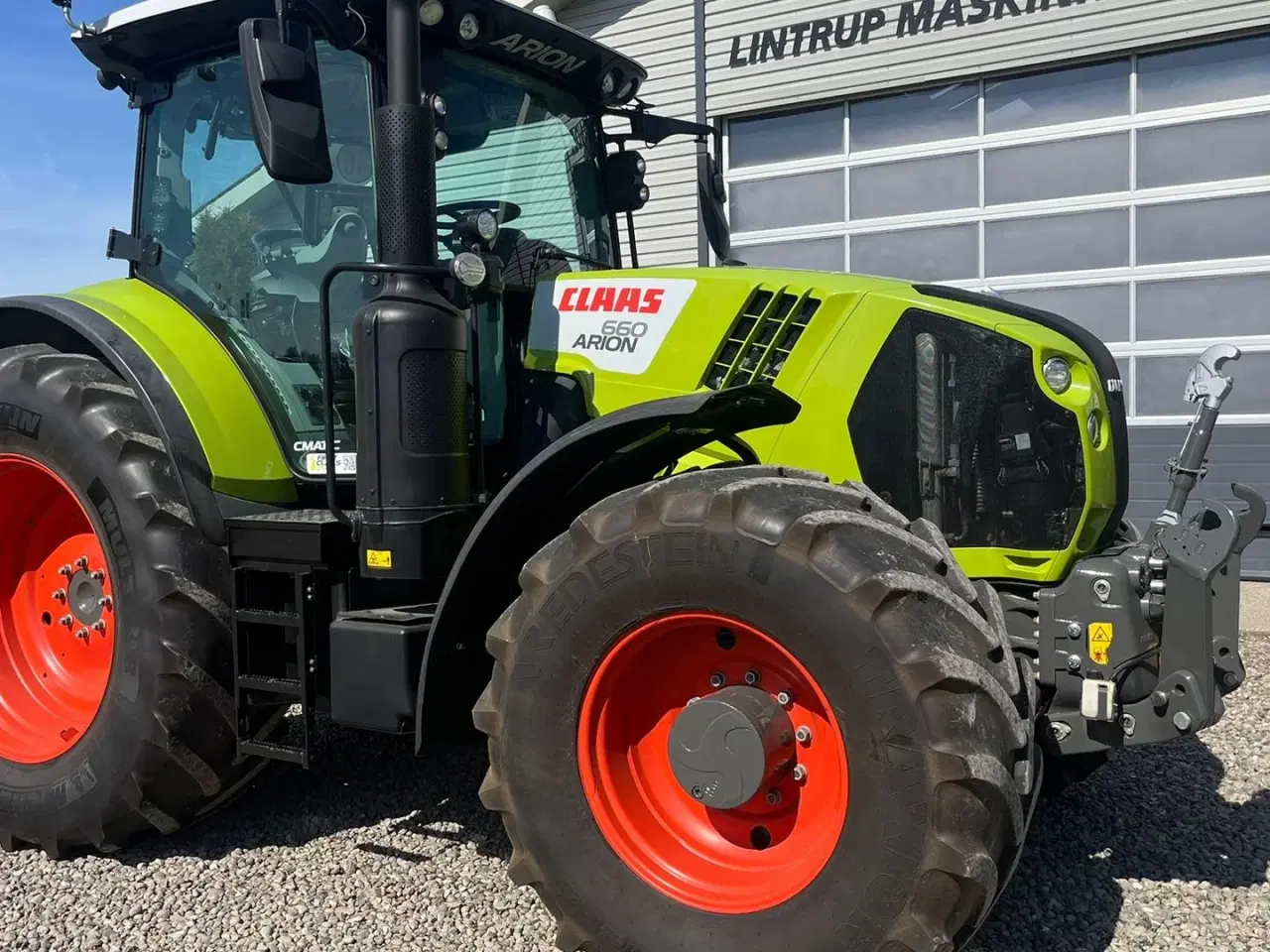 Billede 15 - CLAAS ARION 660 CMATIC med frontlift og front PTO og den kan evt også leveres med GPS anlæg