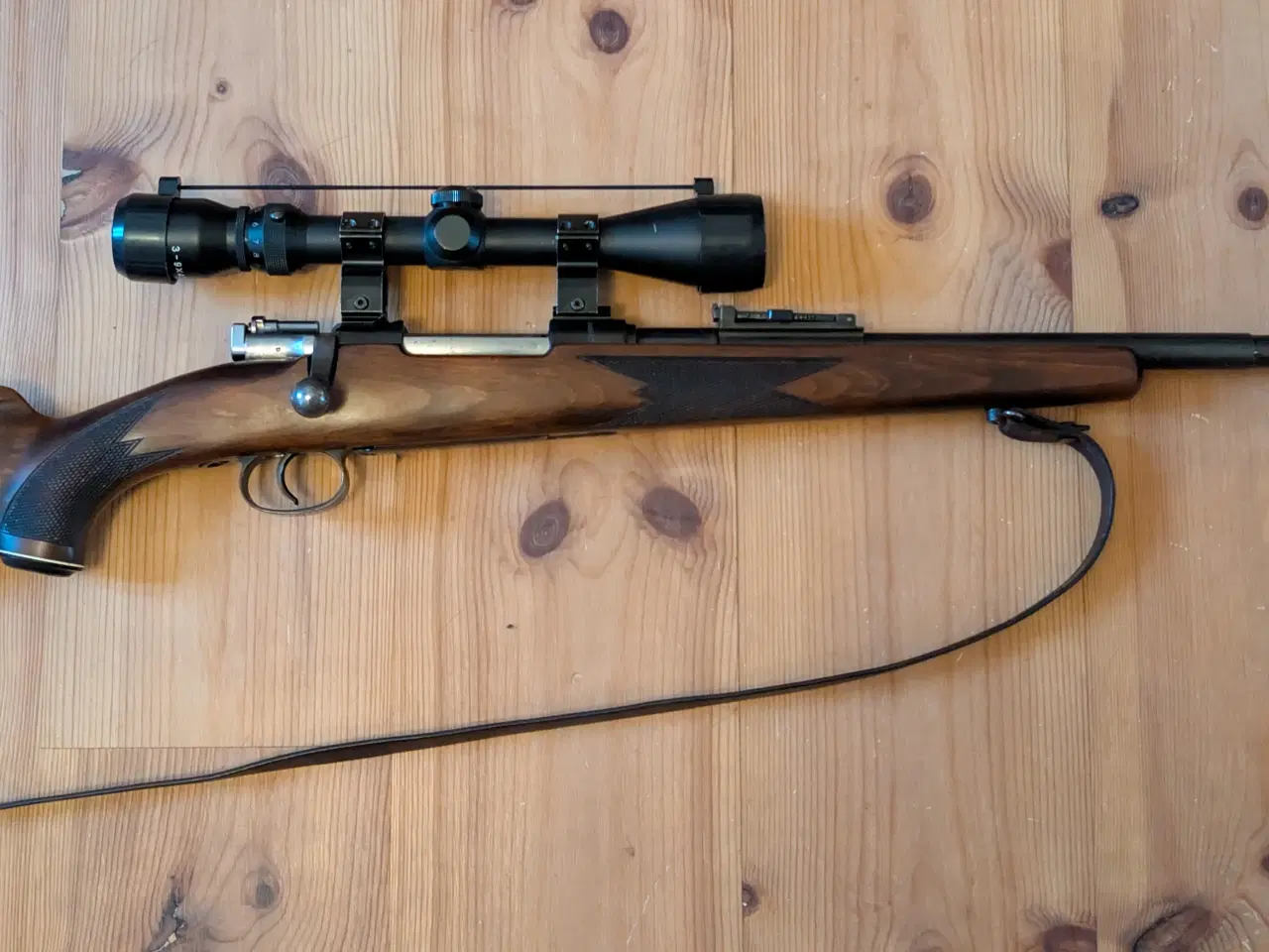 Billede 1 - Husqvarna jagtriffel 6,5x55