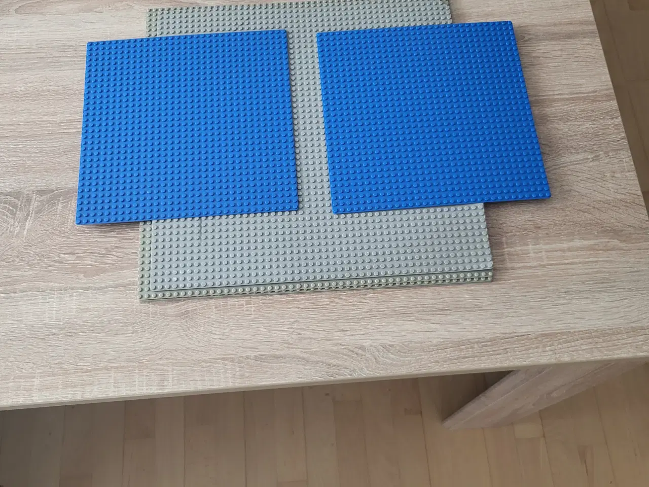 Billede 5 - Masser af lego byggesæt og mange løse dele, plader