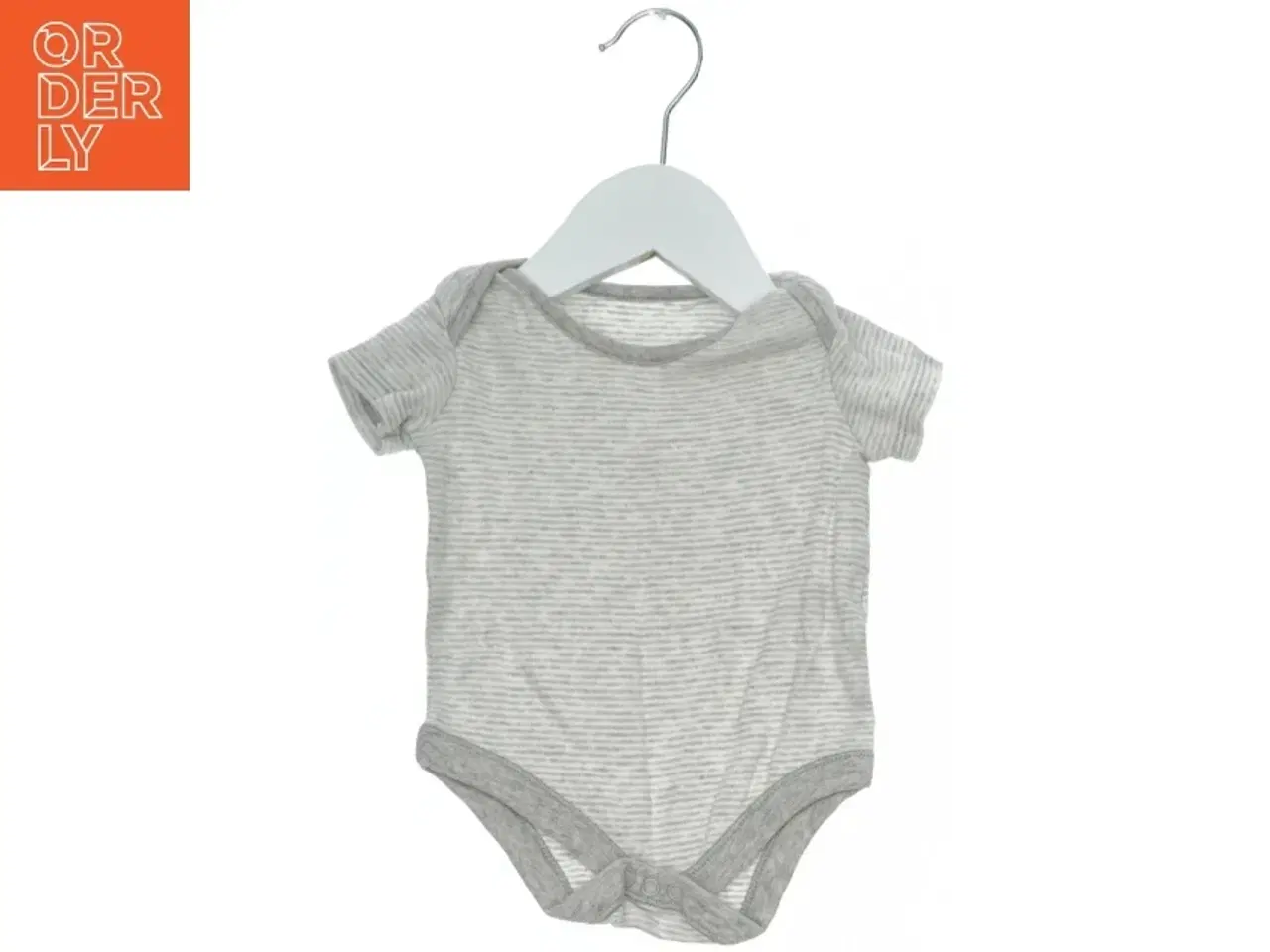 Billede 1 - Kortærmet body fra F&F (str. 74)